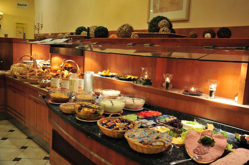 Akzent Hotel Stadt Schluechtern ***S Ngoại thất bức ảnh